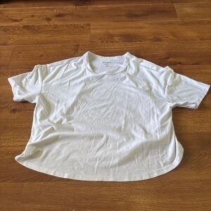 Old Navy Active white cloud 94 Soft short sleeve shirt in size M